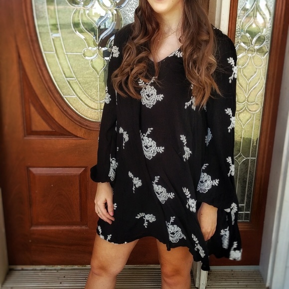 Free People Dresses & Skirts - NWT Free People Floral Dress